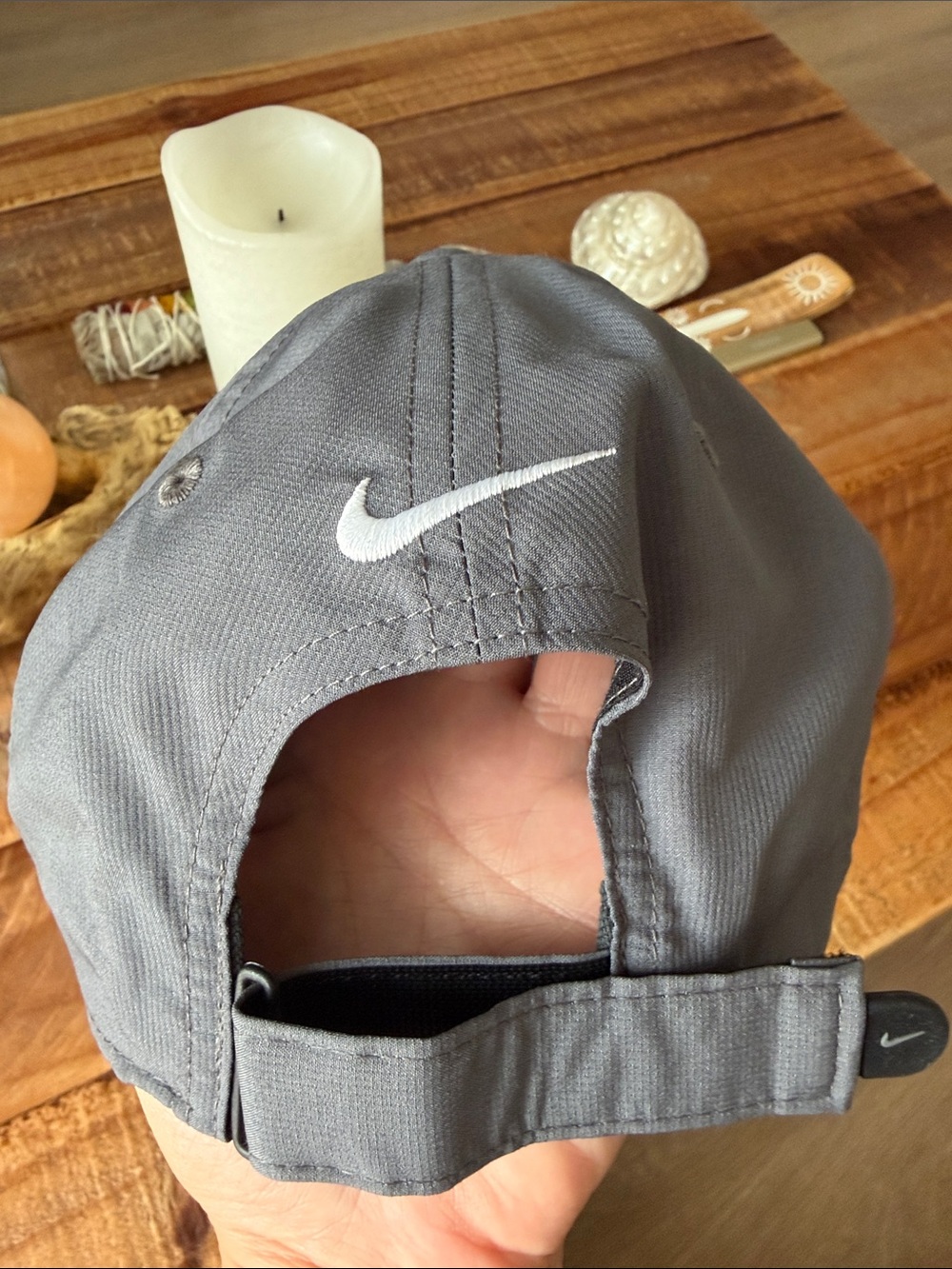 Nike Hat - Picture 2 of 5